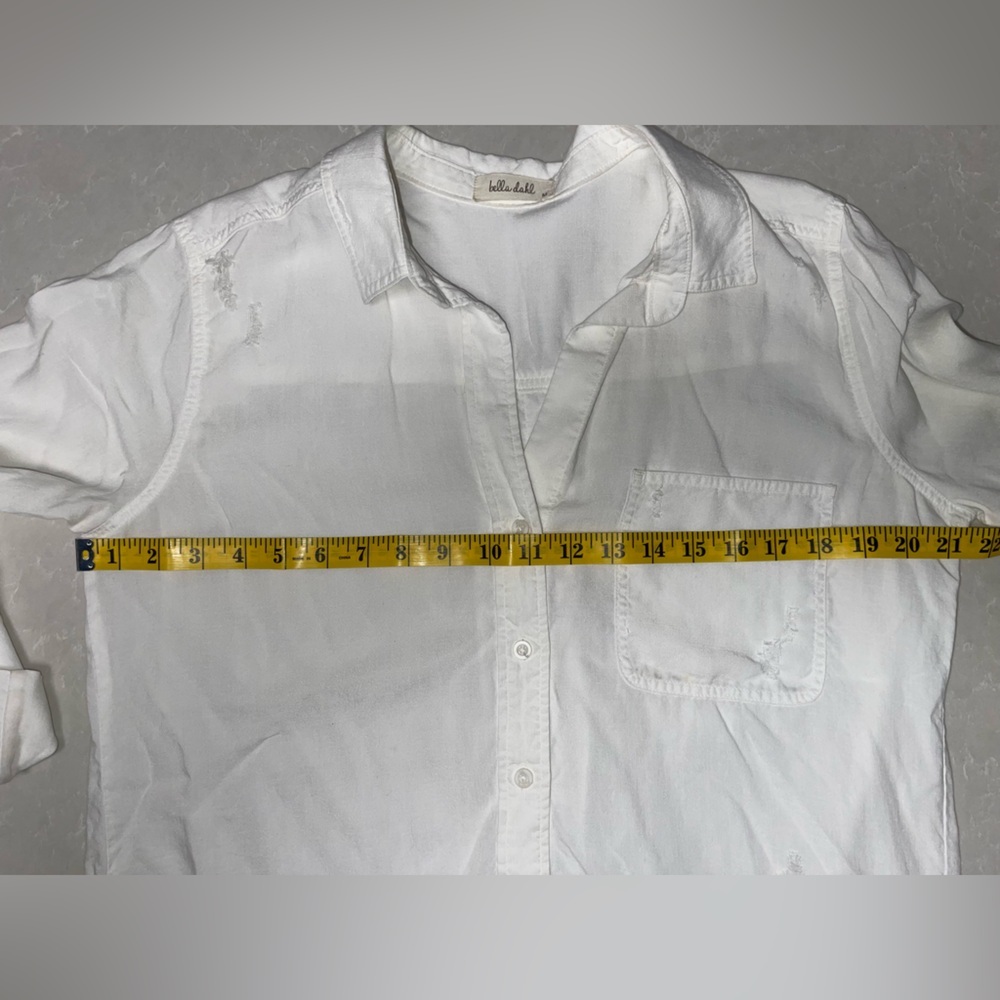 Bella Dahl Ripped Shirt Tail Button Down White EUC - Picture 8 of 14